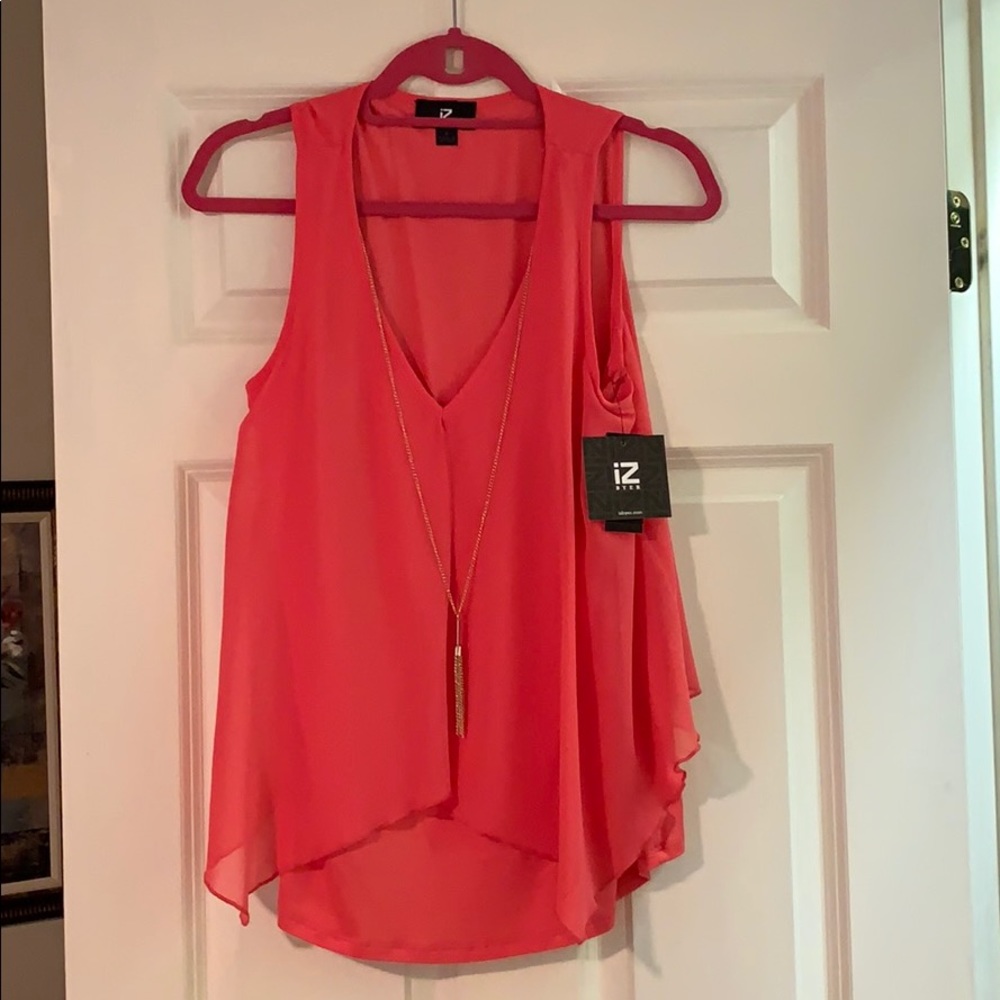 Sleeveless Top With Necklace Attached